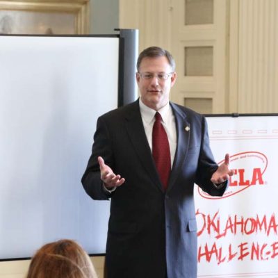 Terry O’Donnell addressing colleagues at the Oklahoma Capitol